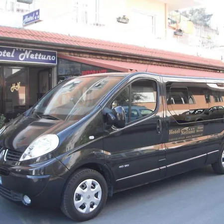 Hotell Nettuno Diano Marina