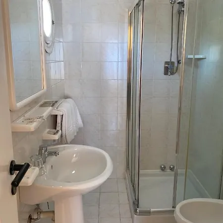 Nettuno 3* דיאנו מרינה