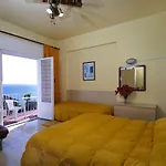 Nettuno Hotel 3*