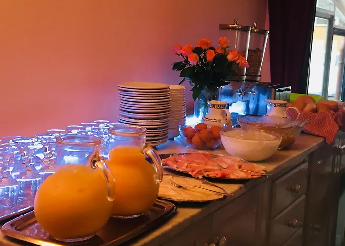 尼图诺酒店 3* 迪亚诺马里纳