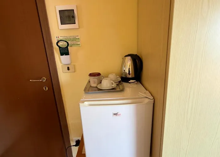 尼图诺酒店 迪亚诺马里纳