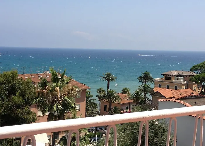 Nettuno Hotel 3*