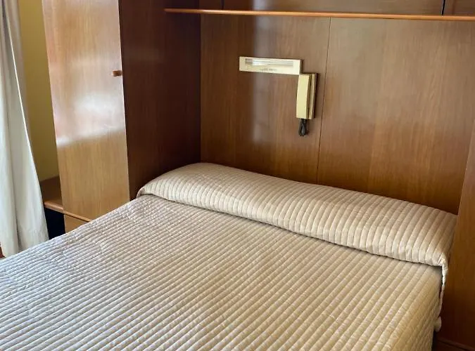 尼图诺酒店 酒店 迪亚诺马里纳